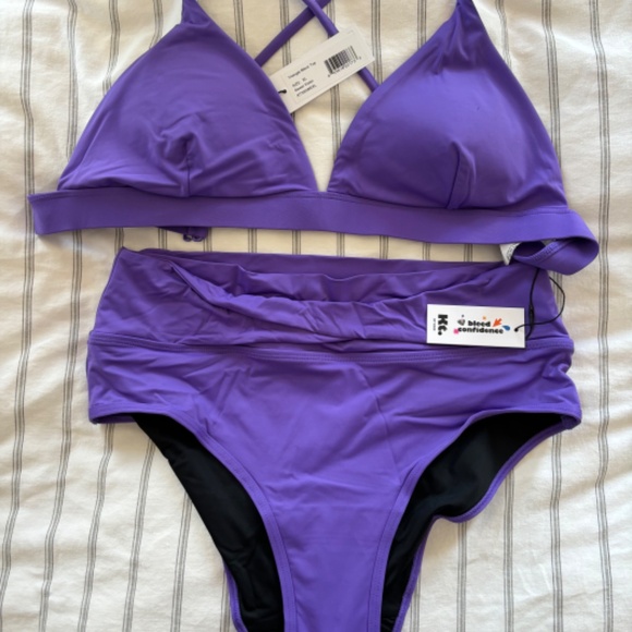 Kt. Leakproof Bikini - Picture 3 of 3